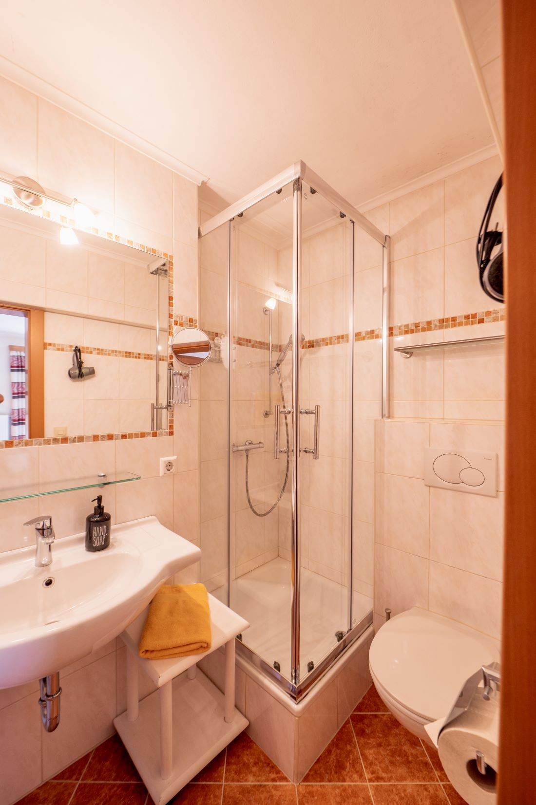 Badezimmer mit Handtuchwärme